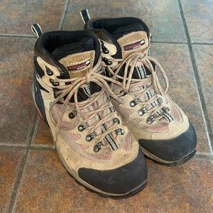 Kilimanjaro Adventure Outdoor Hiking, Snow, Mountain Boots- Men’s 7.5